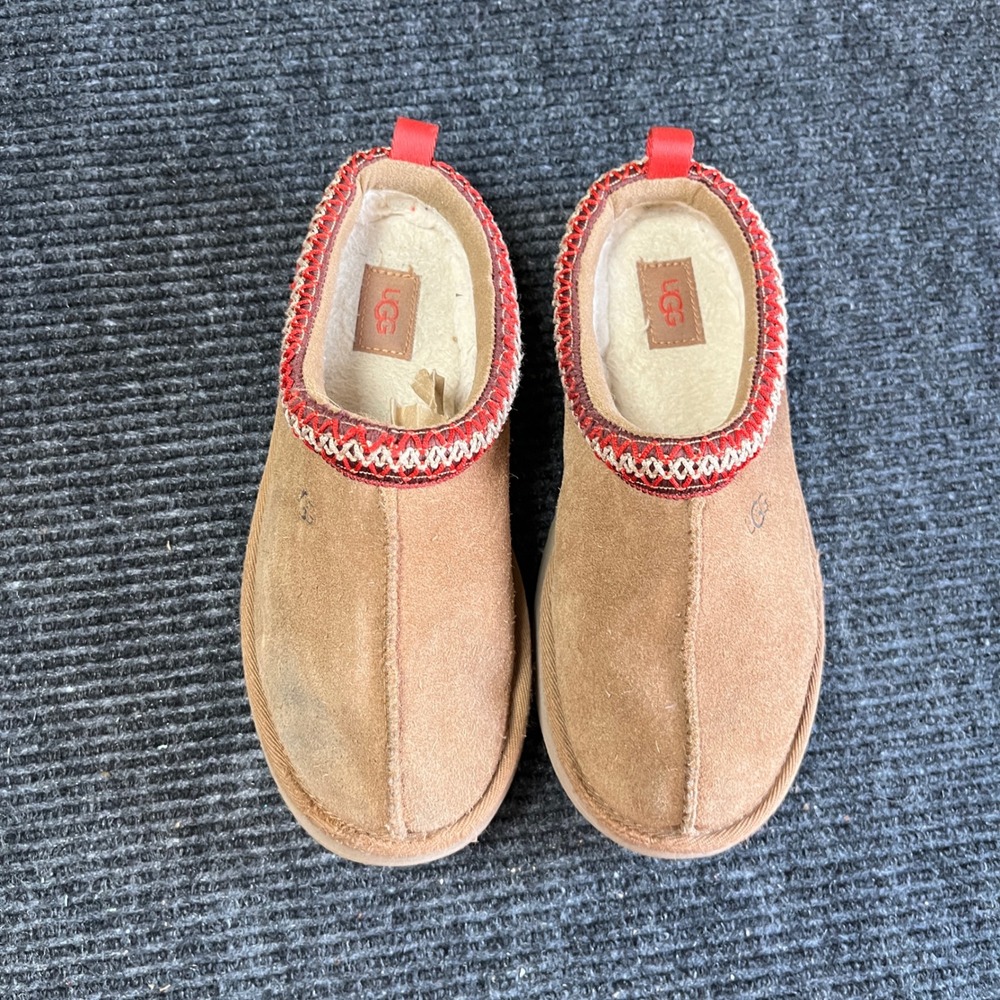 UGG Tasman Slipper Youth 4 Chestnut Suede Embroidered Braid Sheepskin Lining